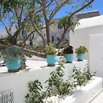 Cocoshome * Naxos City